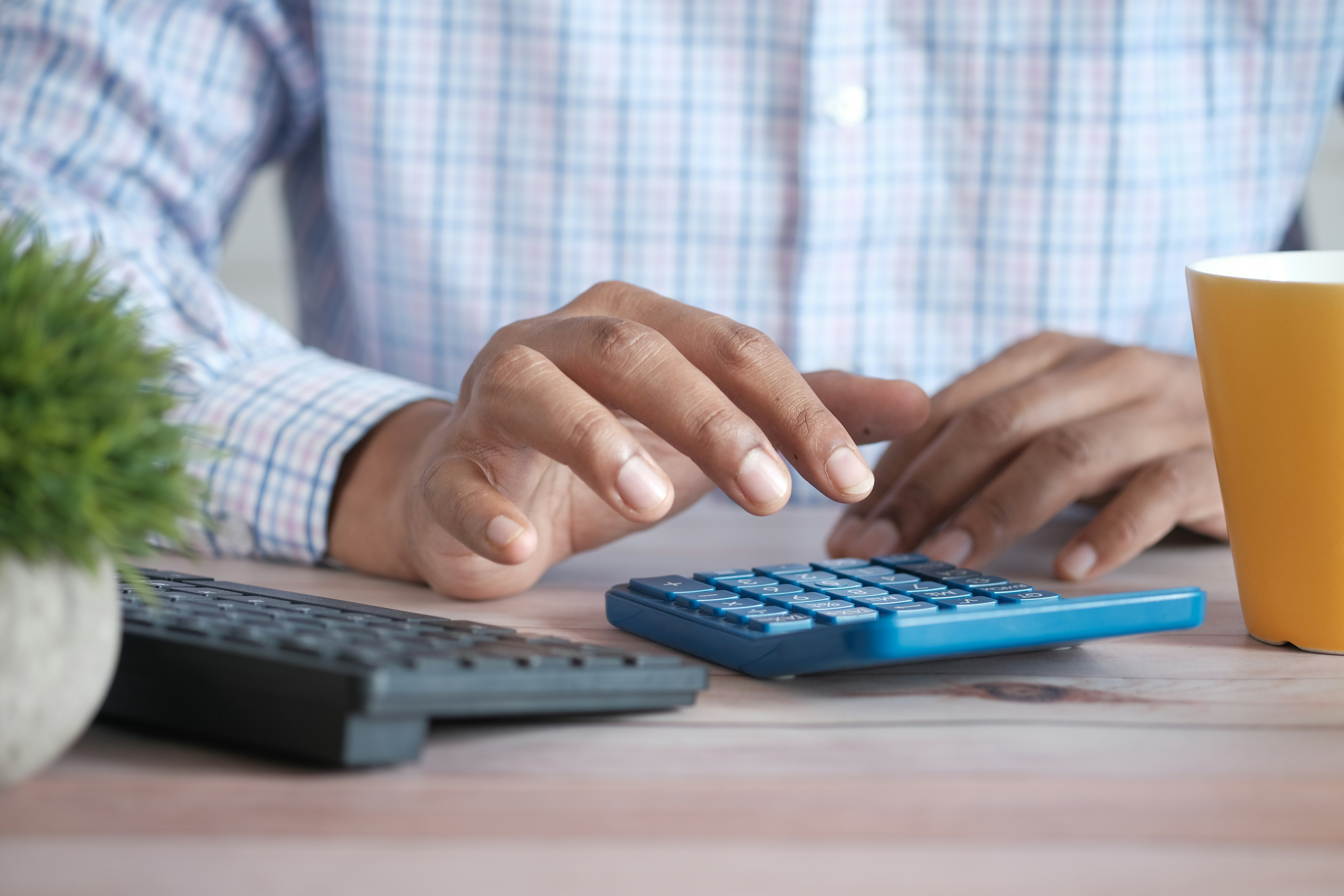 Comment calculer l'impôt sur les sociétés (IS) en 2024 ?